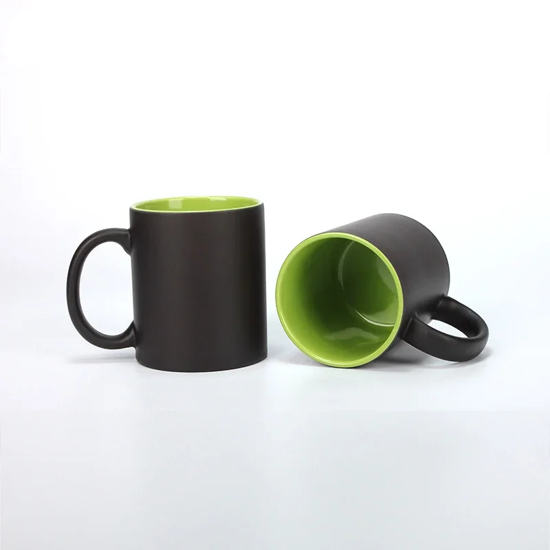 Hình Thủ Đen Cốc Ma Thuật Đổi  - đánh giá và giá Coffee Tea Photos